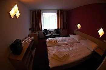 ***  פראג Hotel Mars צ'כיה
