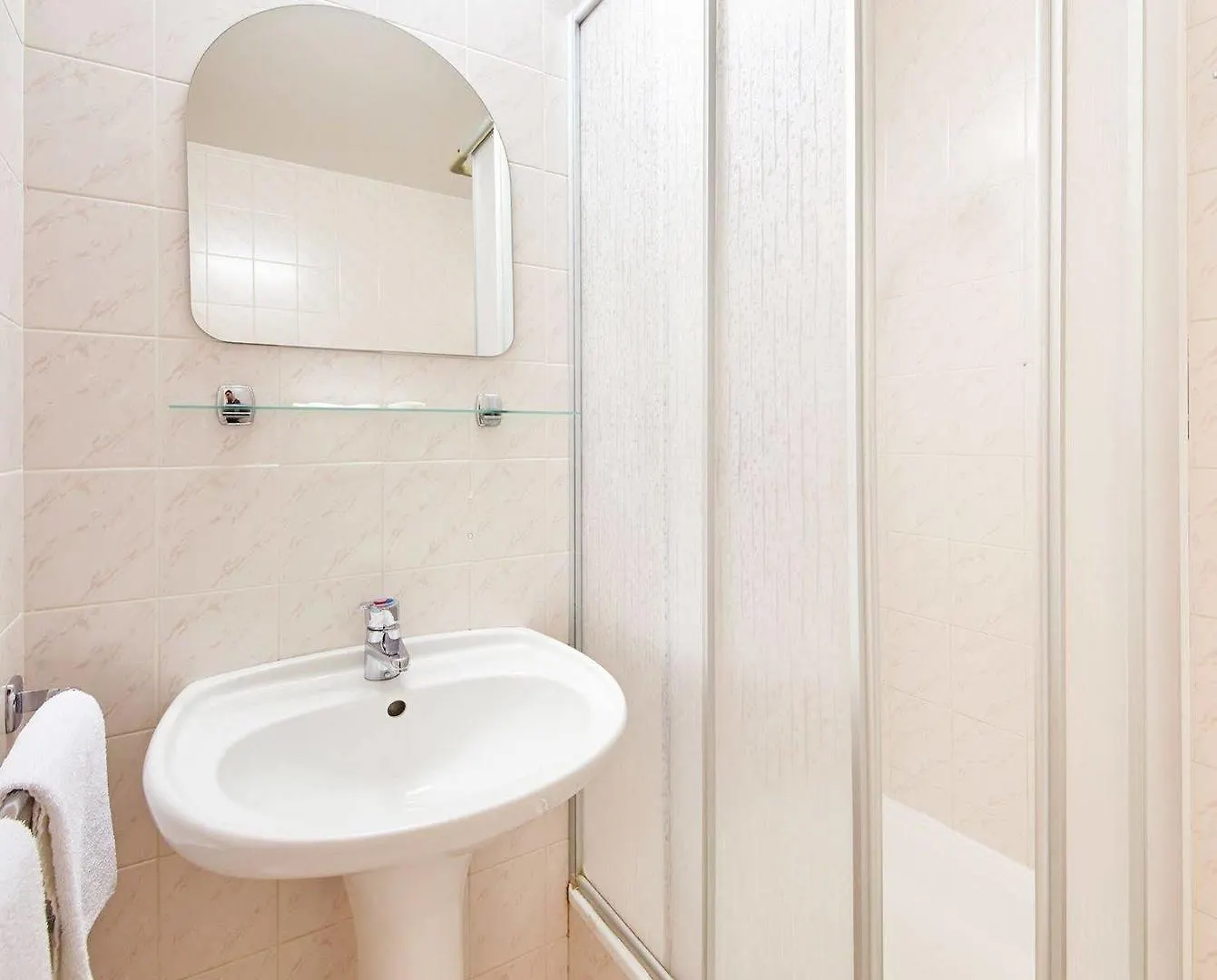 Hotel Mars Praga 3*,